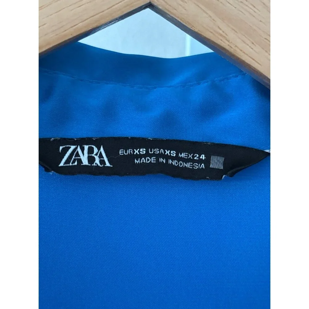 Zara Button Down Blouse Size XSmall Cobalt Blue Satin Corporate Core Polished - Picture 7 of 16